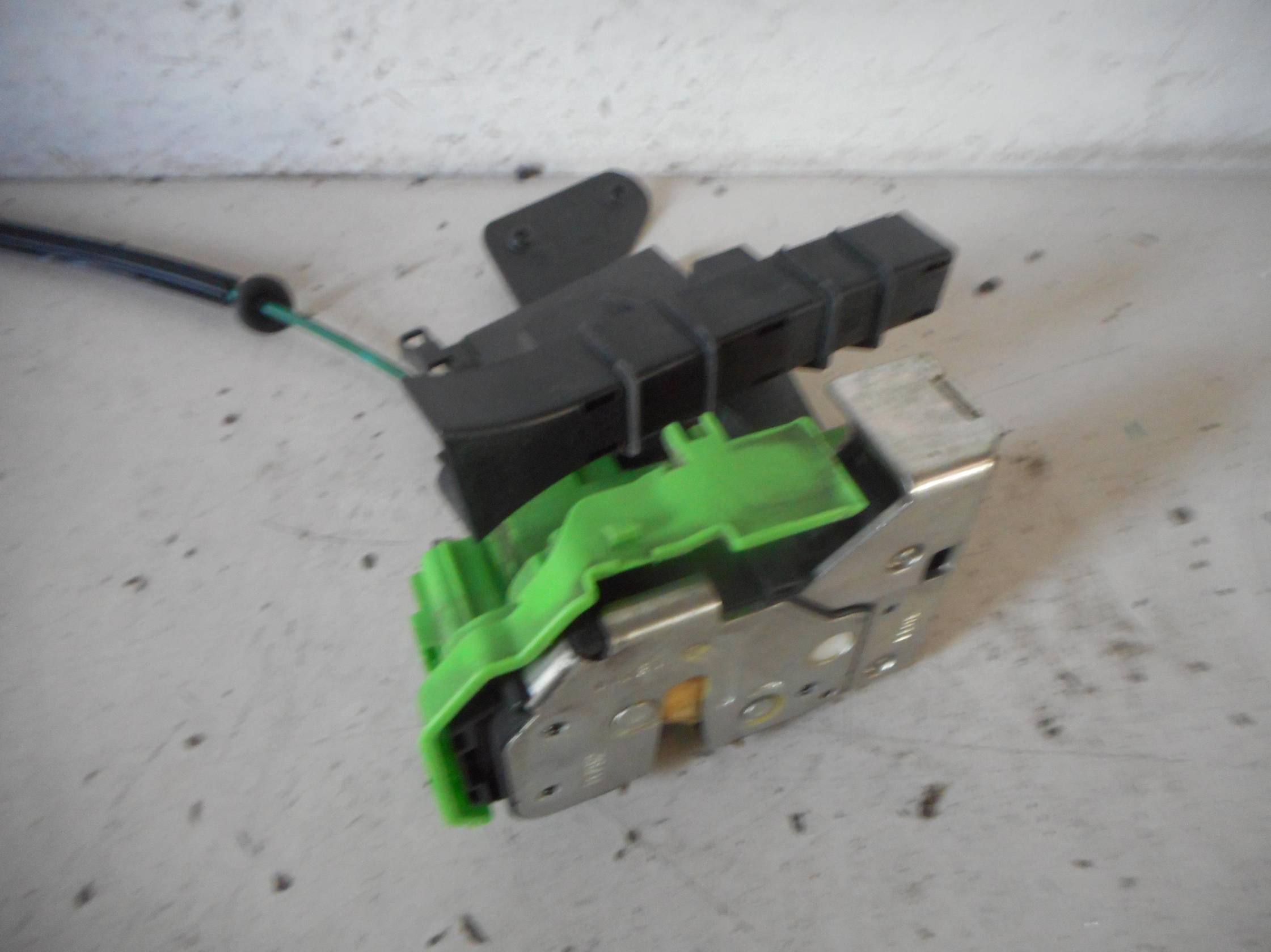 Serratura porta post. dx.